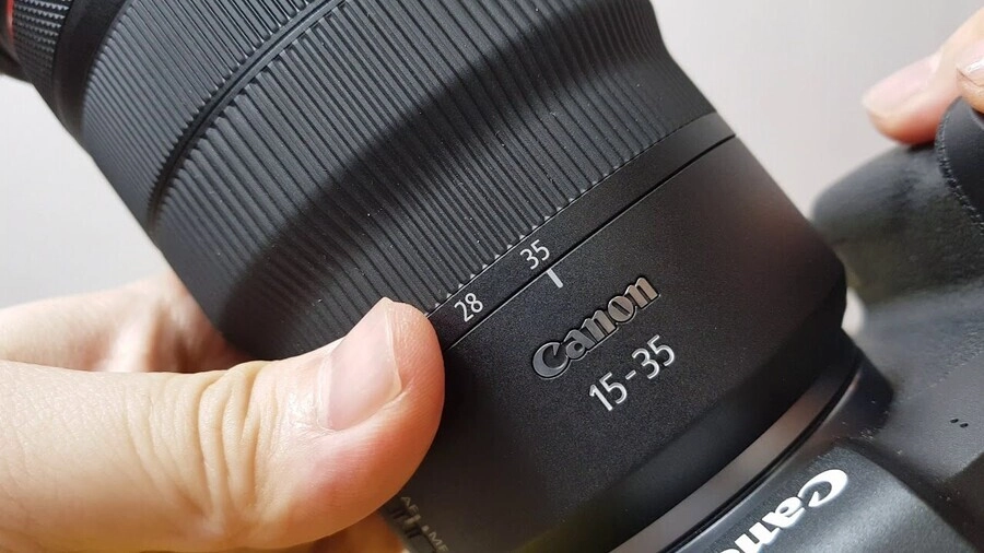 Canon%20RF%2015-35mm%20F2.8L%20IS%20USM%20Lens