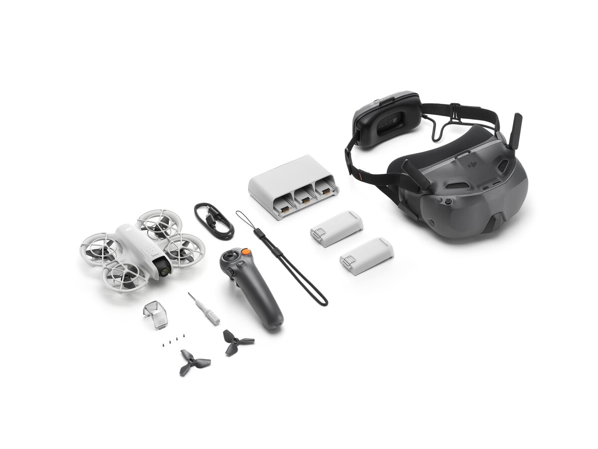 DJI%20Neo%20Motion%20Fly%20More%20Combo%20Drone